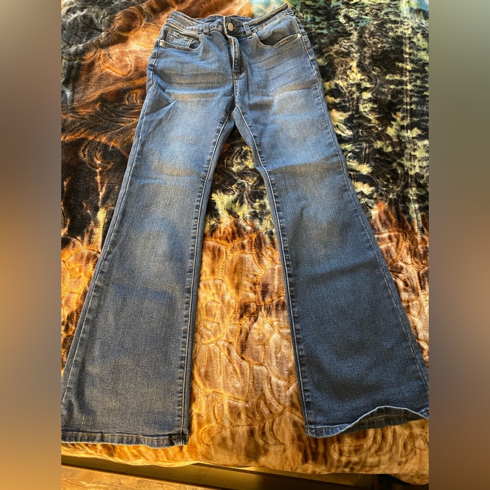 Size small petite flare jeans